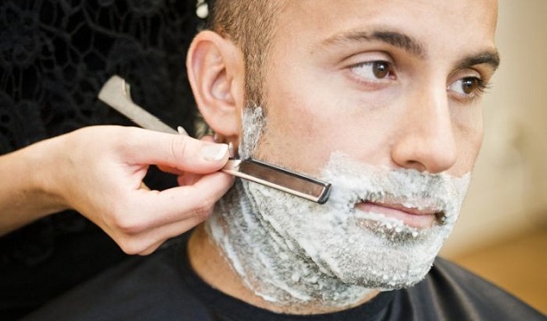 бритье опасной бритвой